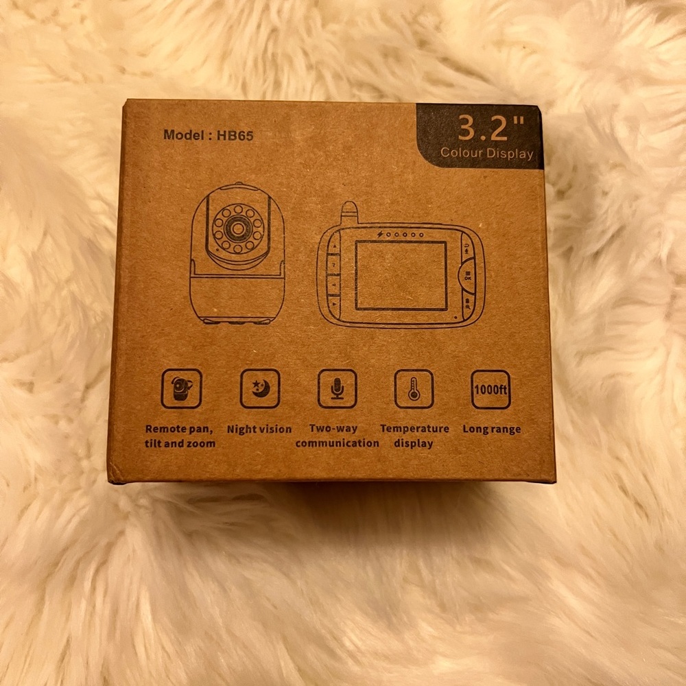 BRAND NEW IN BOX HELLO BABY CAMERA AND MONITOR